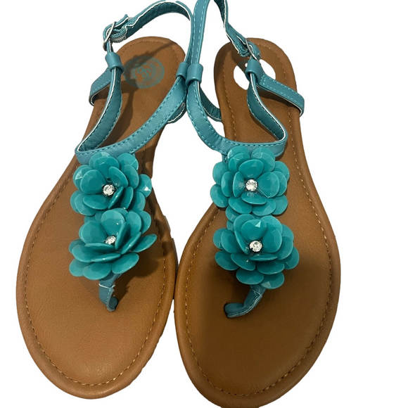 SO Shoes - NWOT SO Sandals